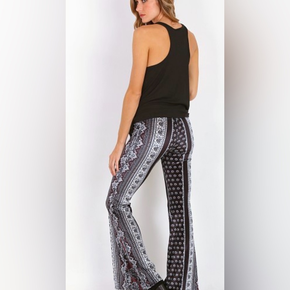 Novella Royale Velvet Janis Bells - 
Dark  Berry | size large - Picture 15 of 15